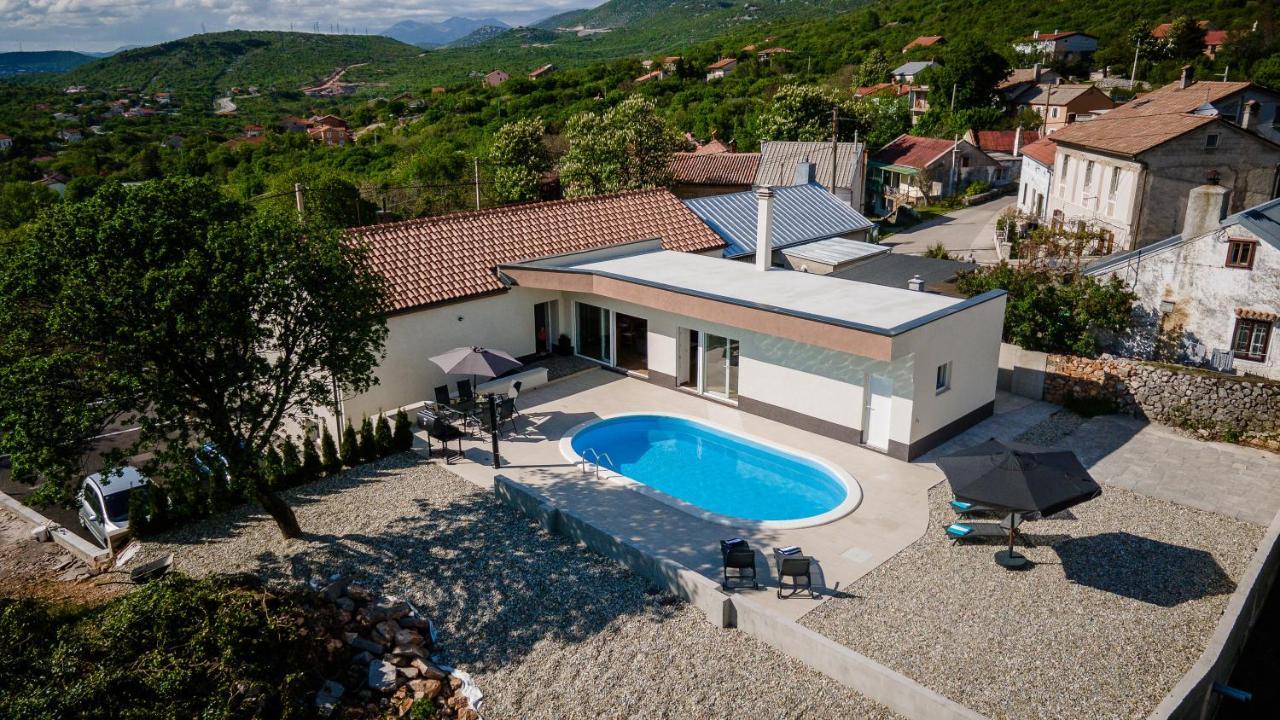 Villa Burra Hreljin Exteriör bild