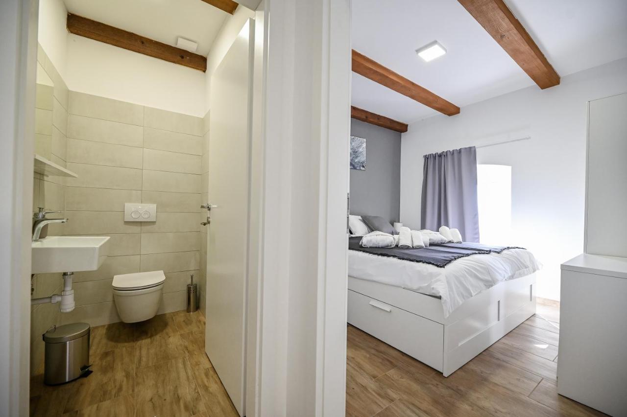 Villa Burra Hreljin Exteriör bild